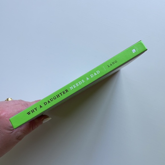 Why A Daughter Needs A Dad 100 Reasons Book - Picture 9 of 9